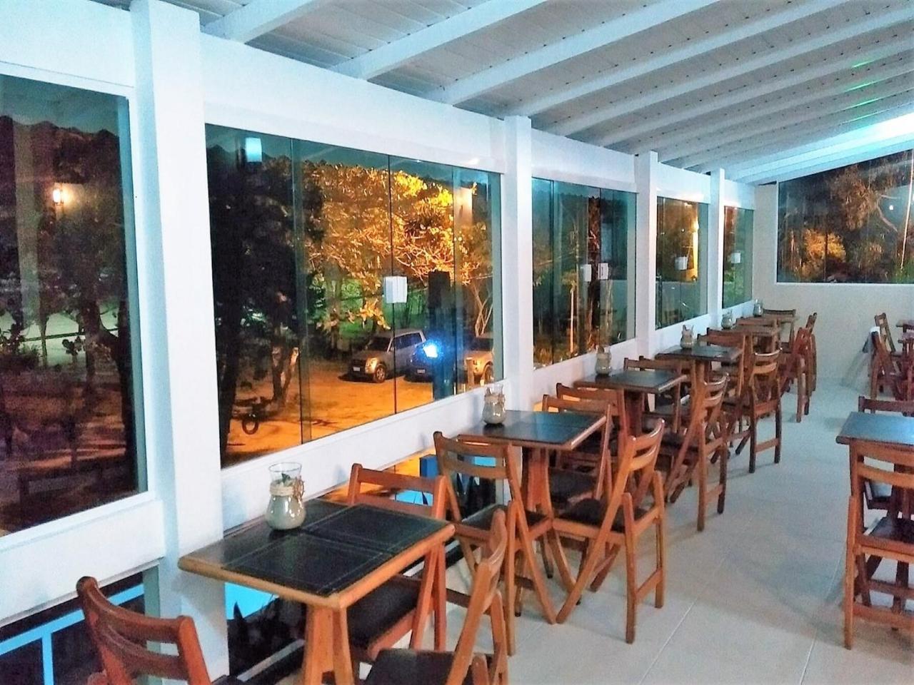 Pousada Vistazul - Piscina Climatizada - Pe Na Areia Bertioga Exterior photo